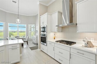 Building Photo - 15027 Longs Ln