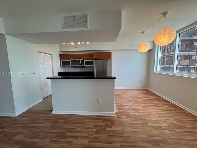 Foto del edificio - 244 Biscayne Blvd