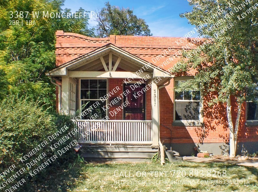 Primary Photo - 2 Bedroom, 1 Bath Highlands Home with Fenc...