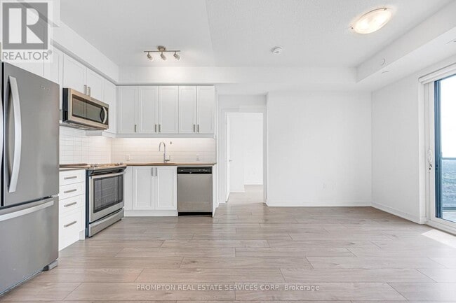 Building Photo - 8 Nahani Way