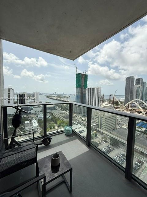 Foto del edificio - 1600 NE 1st Ave