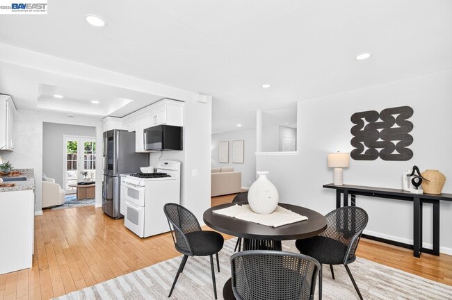 Foto del edificio - 583 Covington Way