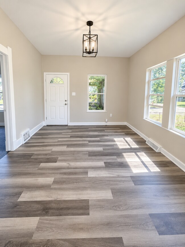 Foto del edificio - 2480 Caledonia St