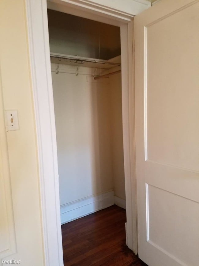 Building Photo - 1 br, 1 bath Apartment - 507 Norton Pkwy 2c