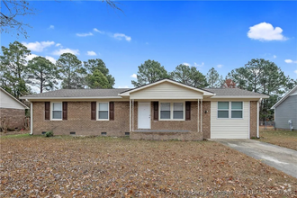 Building Photo - 929 Hollydale Ln