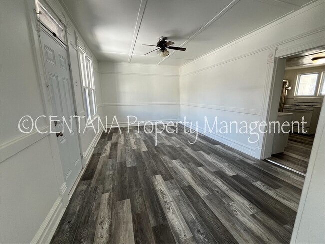Building Photo - Centrally located 1 bedroom home with fenc...