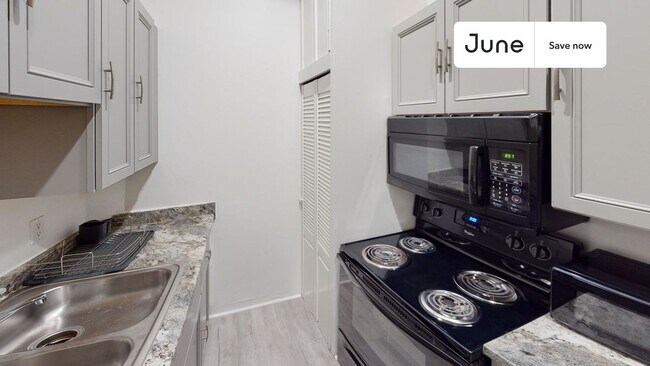 Foto del edificio - 4 Symphony Rd