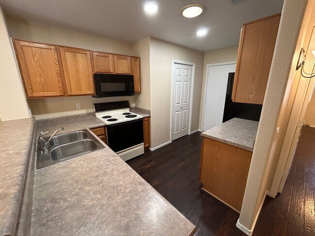 Foto del edificio - 16265 N 138th Ave