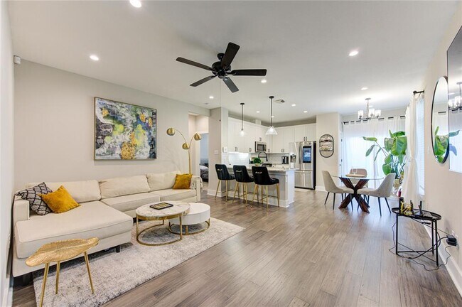 Foto del edificio - 16602 Oasis Mdw Ln