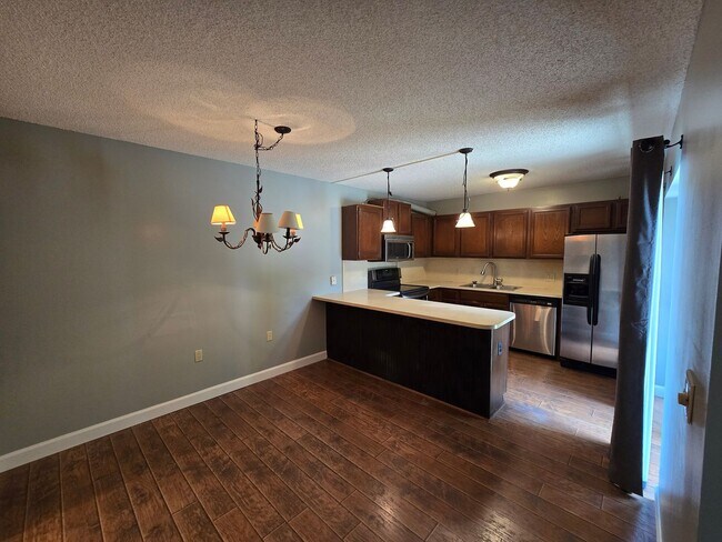 Foto del edificio - Perfect Townhouse in Waverly Place