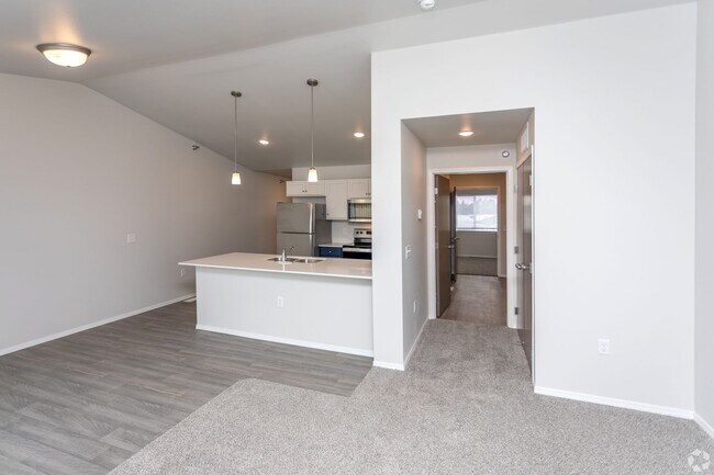 Interior Photo - The MarQ