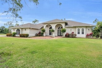 Building Photo - 11435 Plantation Rd