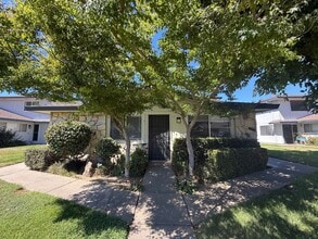 Building Photo - 8951 El Mirador Dr