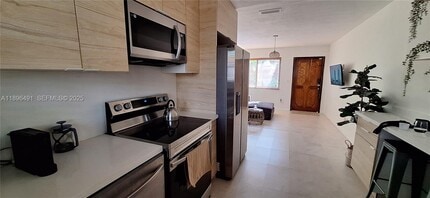 Building Photo - 2211 SW 75th Ave