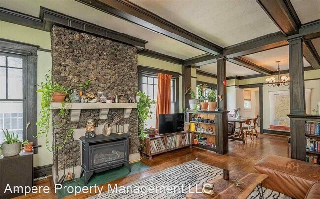 Foto del edificio - 3 br, 1 bath House - 5624 5th Ter S