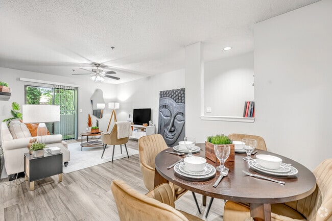 Savile (Model Unit) 2BR, 1BA - 914SF - Dining Room - Regency Square