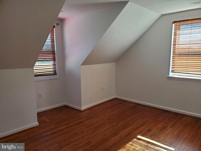 Building Photo - 48690-APT Trapp Rd