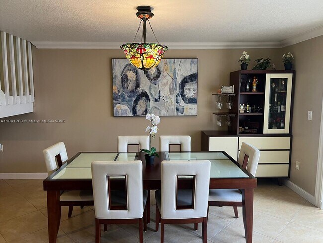 Foto del edificio - 9894 Fairway Cove Ln