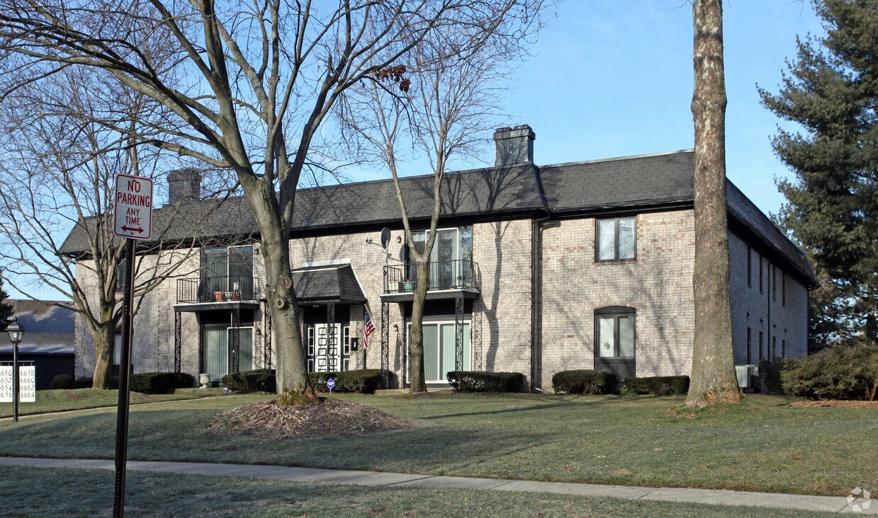 6650 Kingsbridge Dr, Sylvania, OH 43560 Apartments in Sylvania, OH