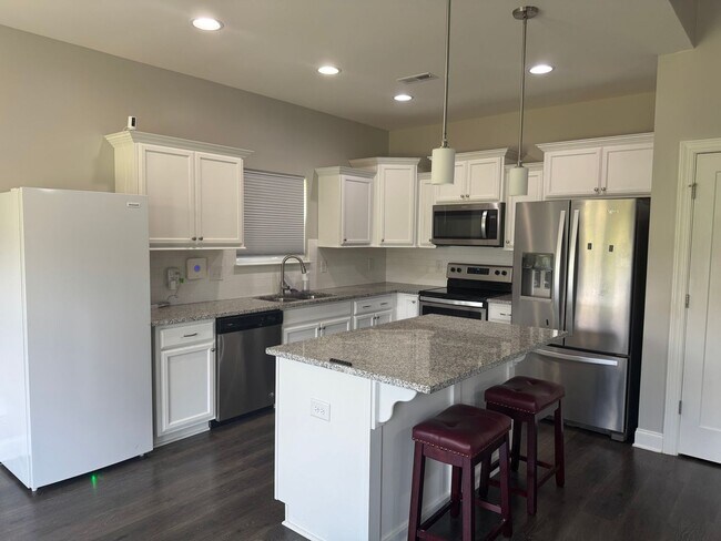 Foto del edificio - Cute 4BR Home in Perfect Location