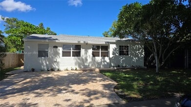 Building Photo - 1841 Fletcher St