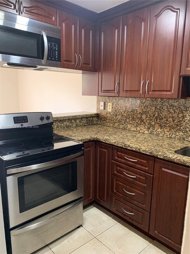 Foto del edificio - 13240 SW 57th Terrace