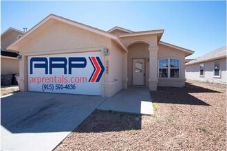 Building Photo - 14084 Tierra Leona Dr