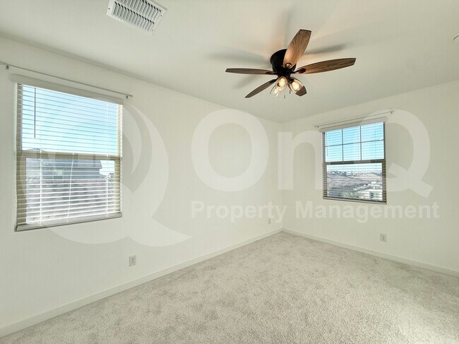 Foto del edificio - 23055 E Stacey Rd