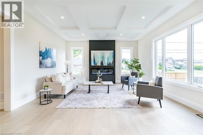 Photo du bâtiment - 1 West Ave