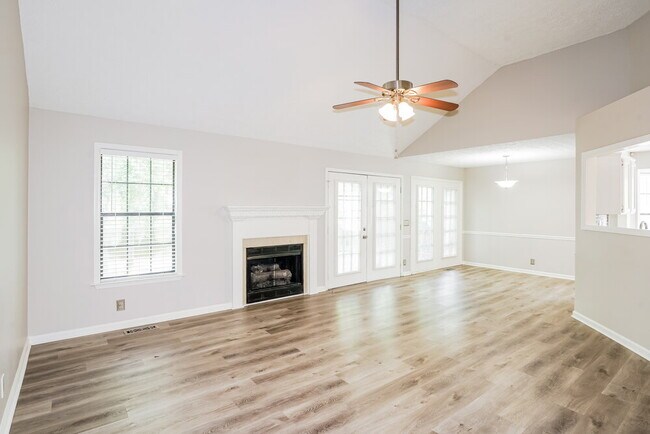 Foto del edificio - 1612 Maple Timber Ct