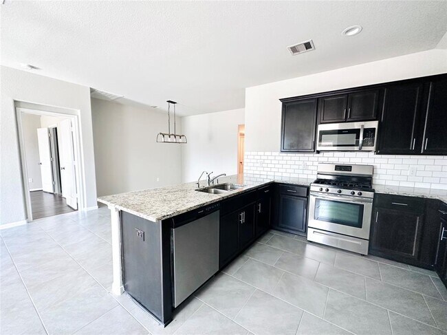 Building Photo - 3014 Veeder Pass Ln