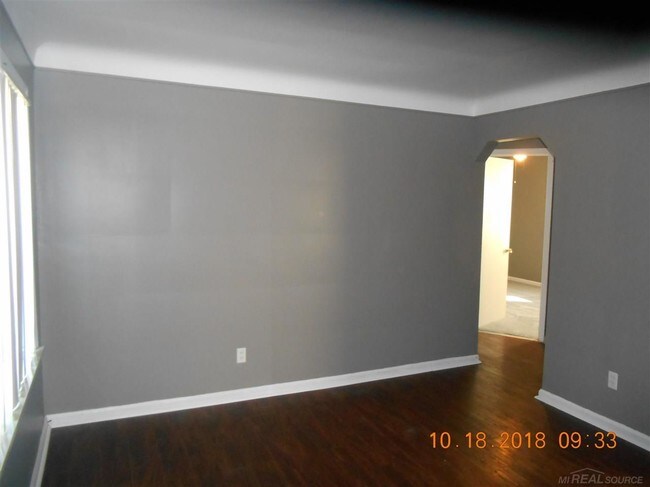 Building Photo - 24810 Wilmot Ave