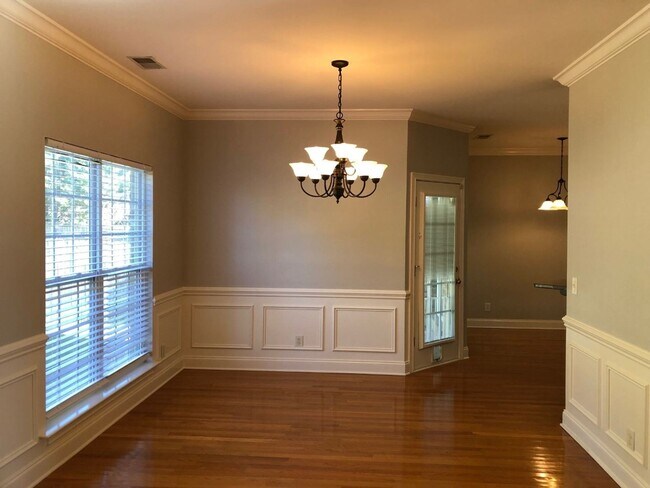 Building Photo - 3 br, 2 bath House - 1009 Stonehollow Way