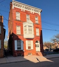 Building Photo - 146 S Duke St