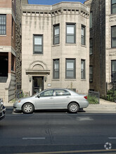 Building Photo - 2949 N Halsted St