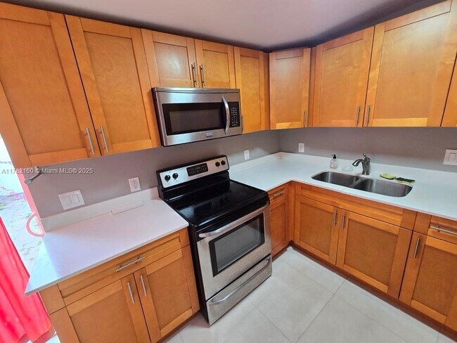 Foto del edificio - 2601 NE 9th Ave