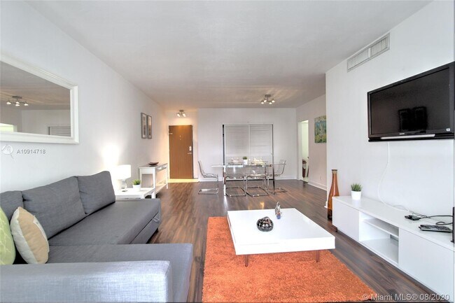 Foto del edificio - 3801 S Ocean Dr