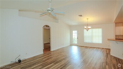 Building Photo - 203 Jack Ave N