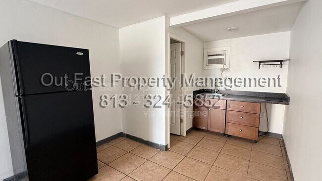 Foto del edificio - 9718 N Nebraska Ave