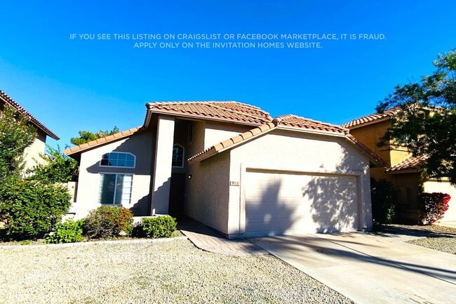 Building Photo - 918 W Sun Coast Dr