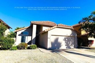 Building Photo - 918 W Sun Coast Dr