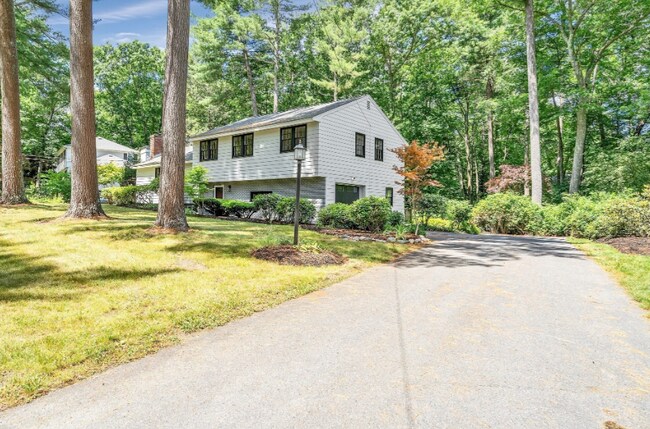 Foto del edificio - 310 Hayward Mill Rd