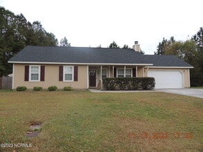 Building Photo - 139 Daphne Dr
