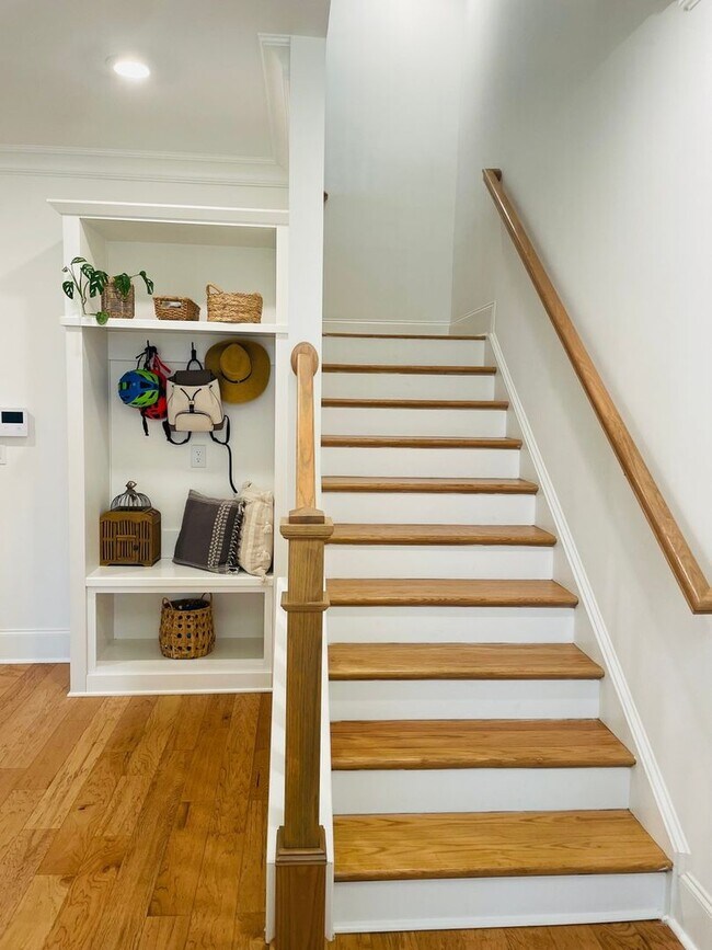 Foto del edificio - Spacious 4BR Townhome in Alpharetta