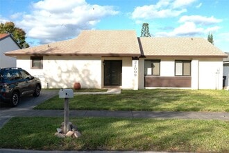 Building Photo - 21009 SW 124th Ave Rd