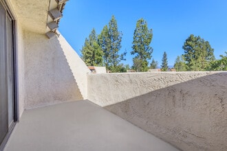 Building Photo - Brookside Park Apartments