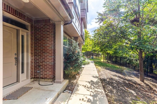 Building Photo - 405 Alpine Springs Dr
