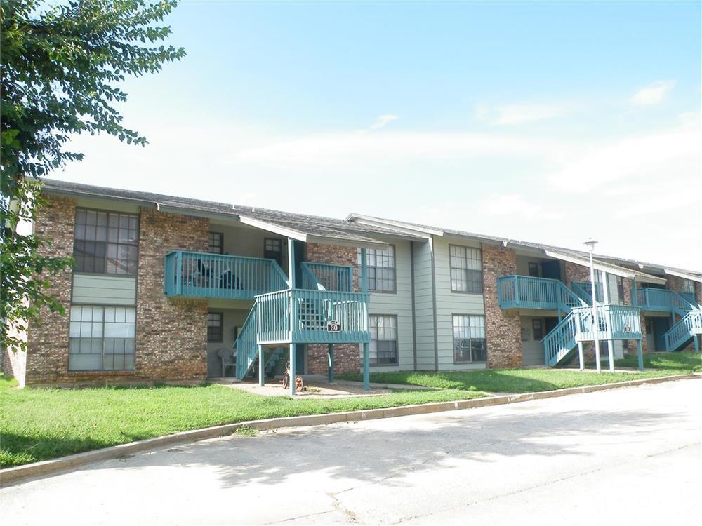 Building Photo - 408 N Oakwood Rd