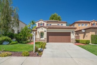 Building Photo - 28437 Lobelia Ln