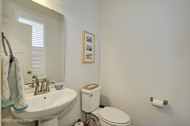 Foto del edificio - 3407 Grassland Ct